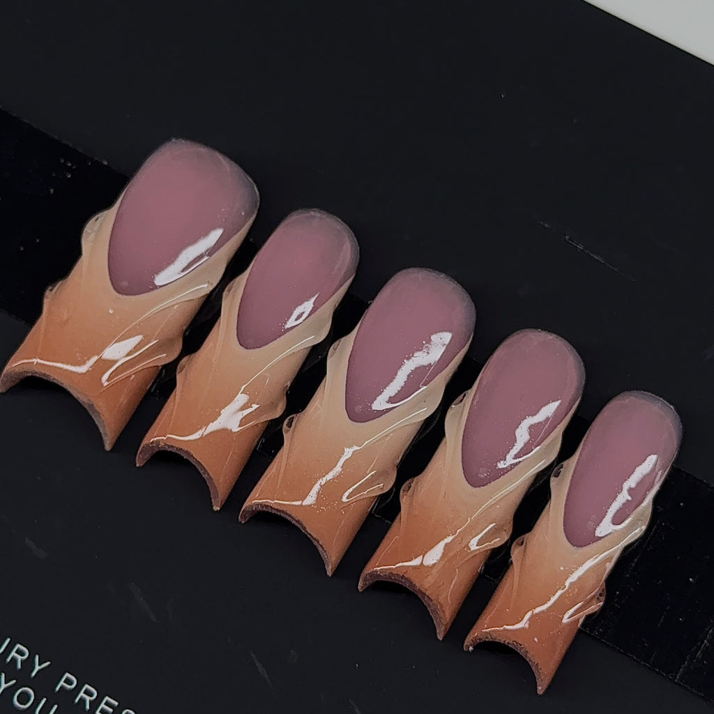 THE CARAMEL SWIRL SET