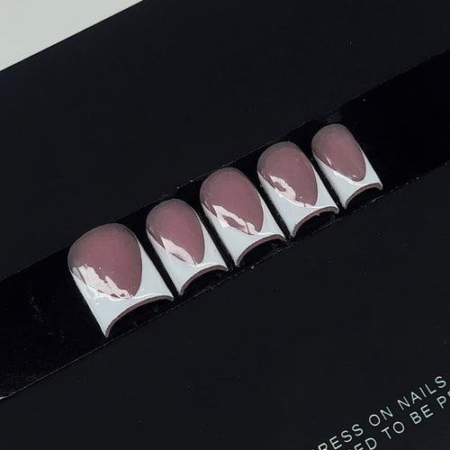 THE FRENCH TIP BADDIE SET